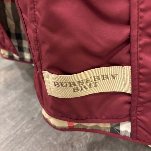Burberry Brit Red Diamond Quilted Jacket w/Signature Plaid. Size: Small. - Picture 7 of 7